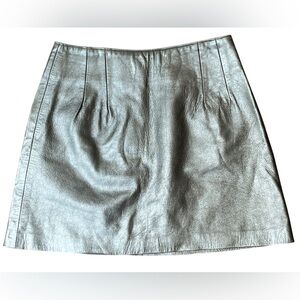 VINTAGE SILVER LEATHER MINI SKIRT SZ 4 LIKE NEW